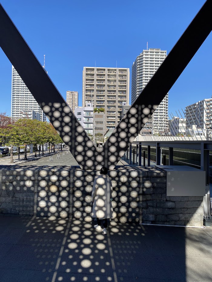 東京都現代美術館の揺らぐ水玉